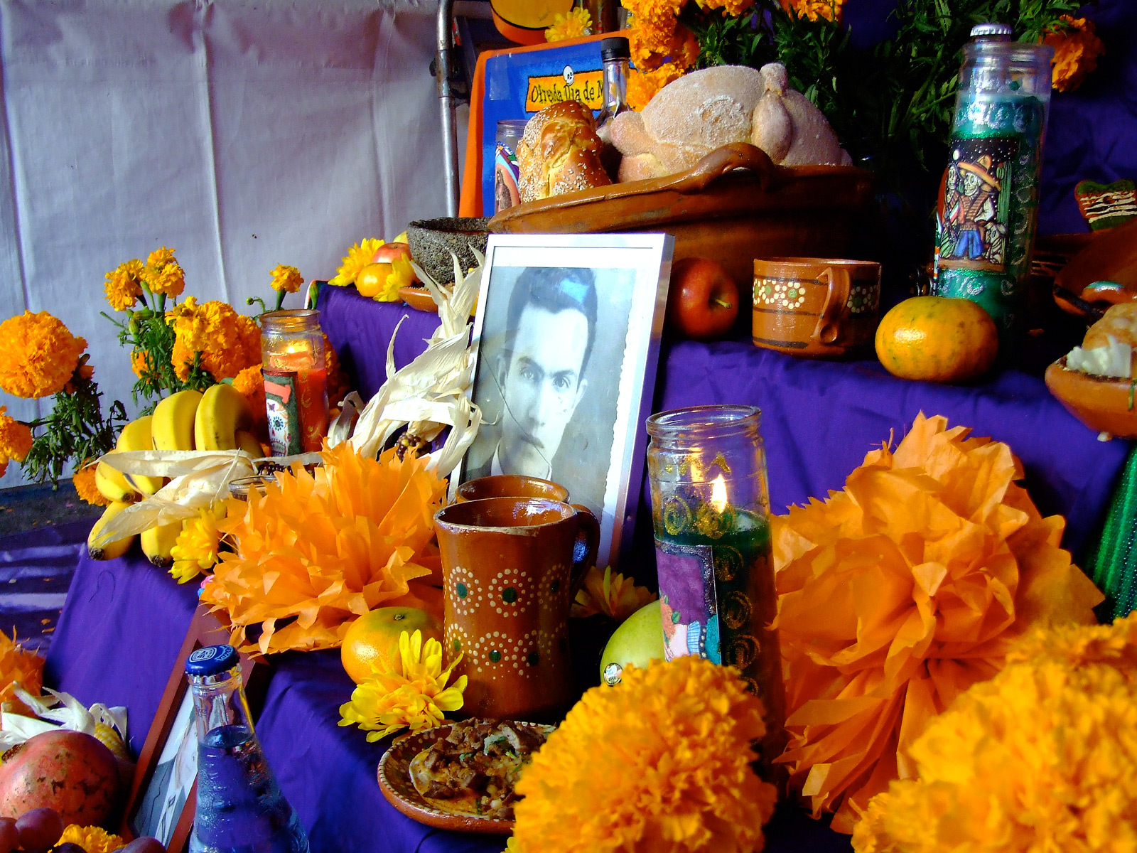 dia de los muertos altar simple