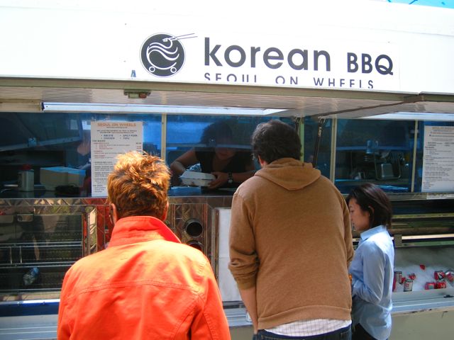 A Korean take on the traditional taco truck | Oakland North