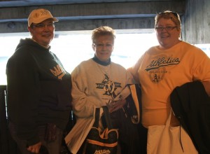 20110331athletics_women Oakland Athletics