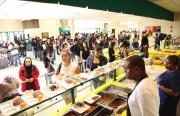 Students line up for a meal at Fremont High School in Oakland. Photo by Roberto Daza.