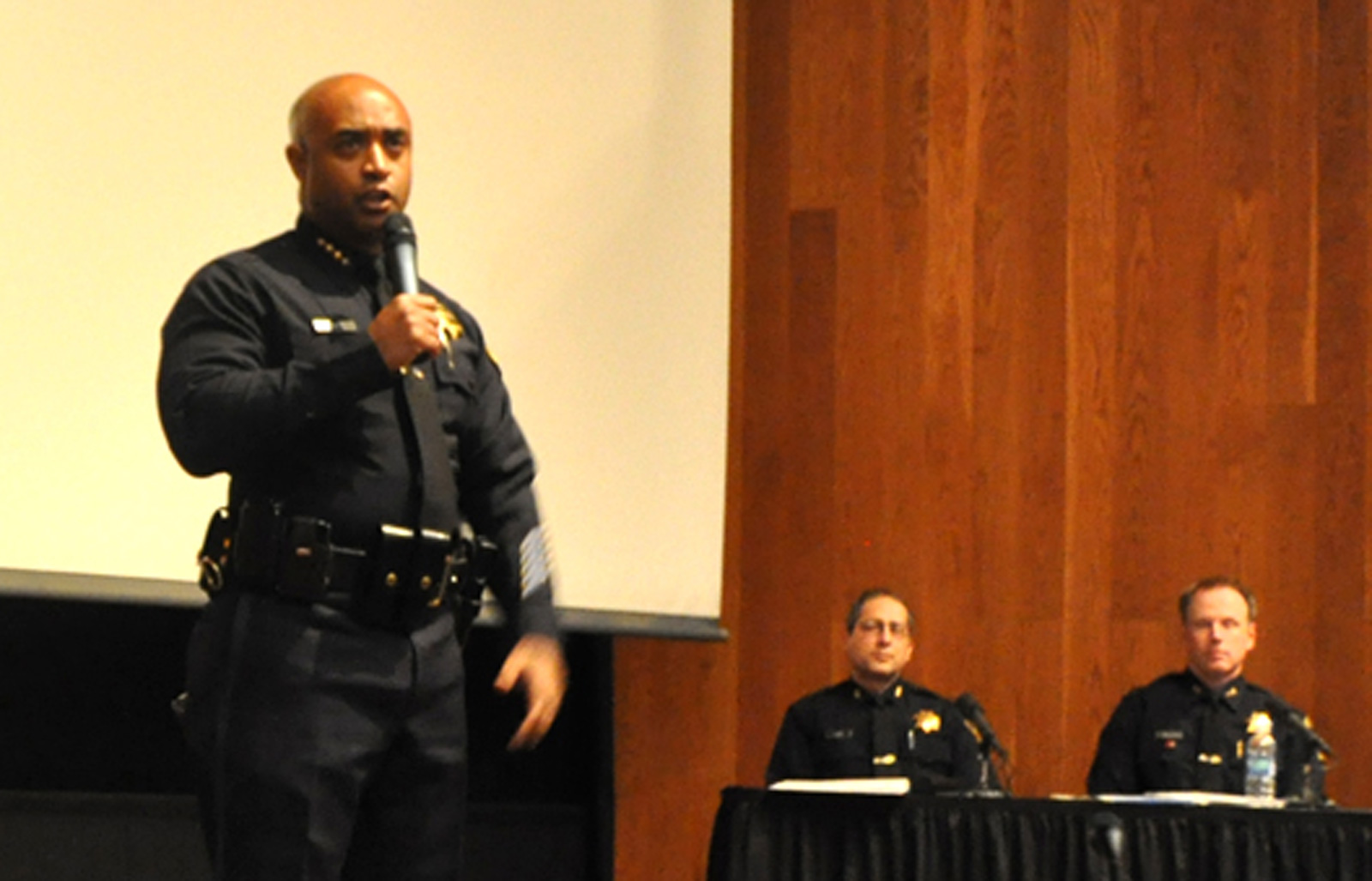Oakland police officers shift roles in wake of Measure BB Oakland North