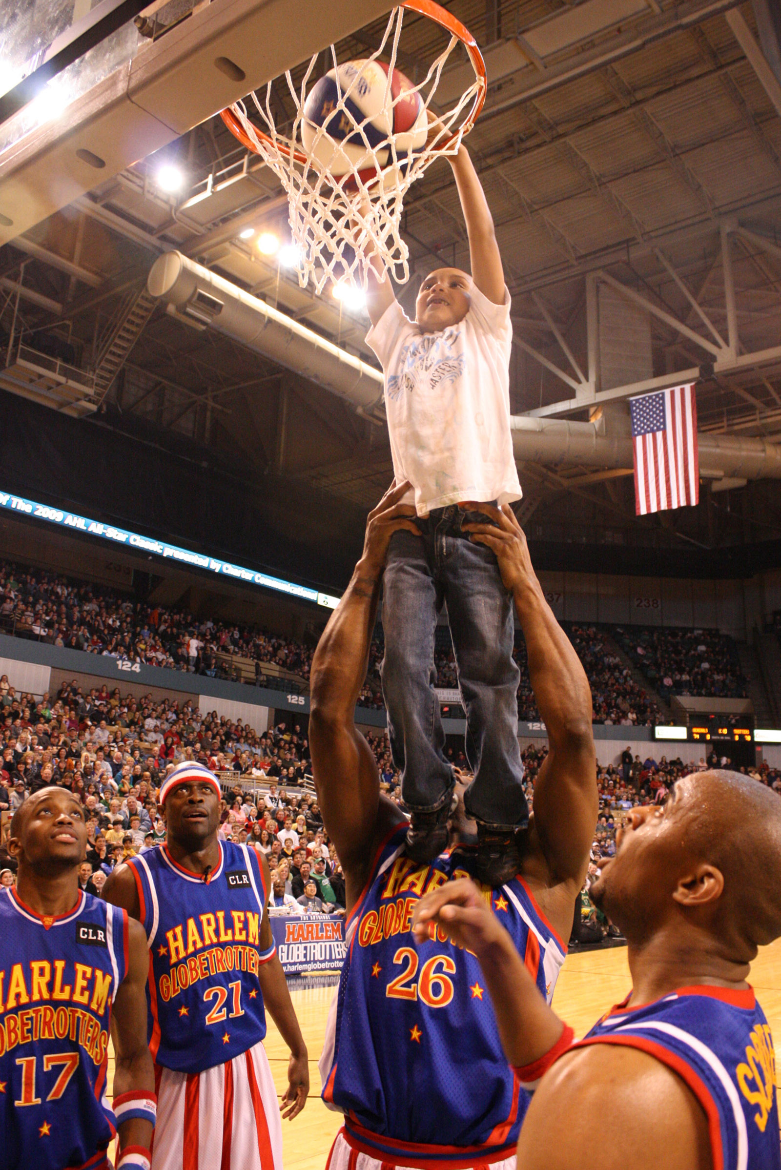 Kid dunk Oakland North