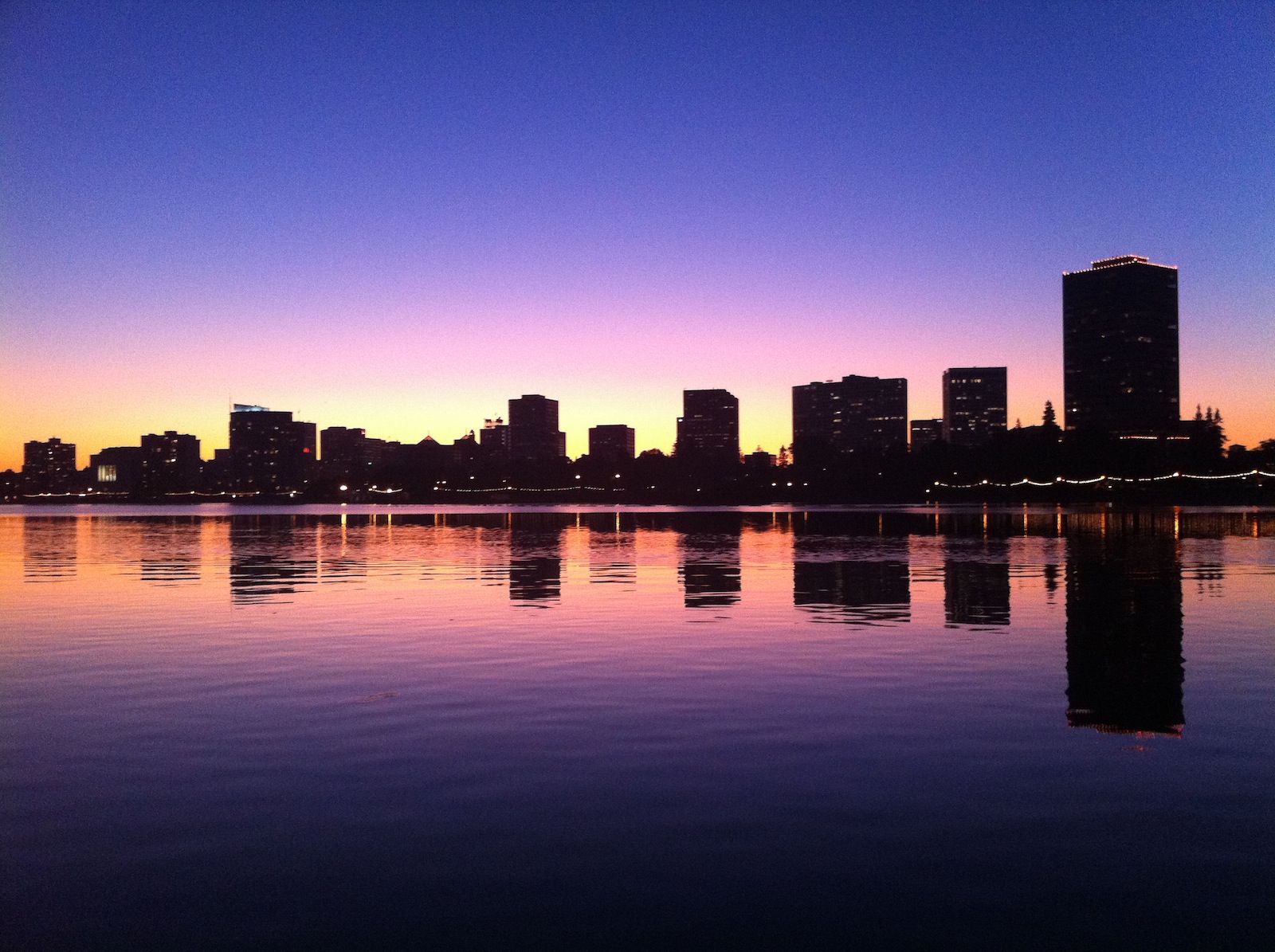 Community Photo of the Week Lake Merritt Glows Oakland North