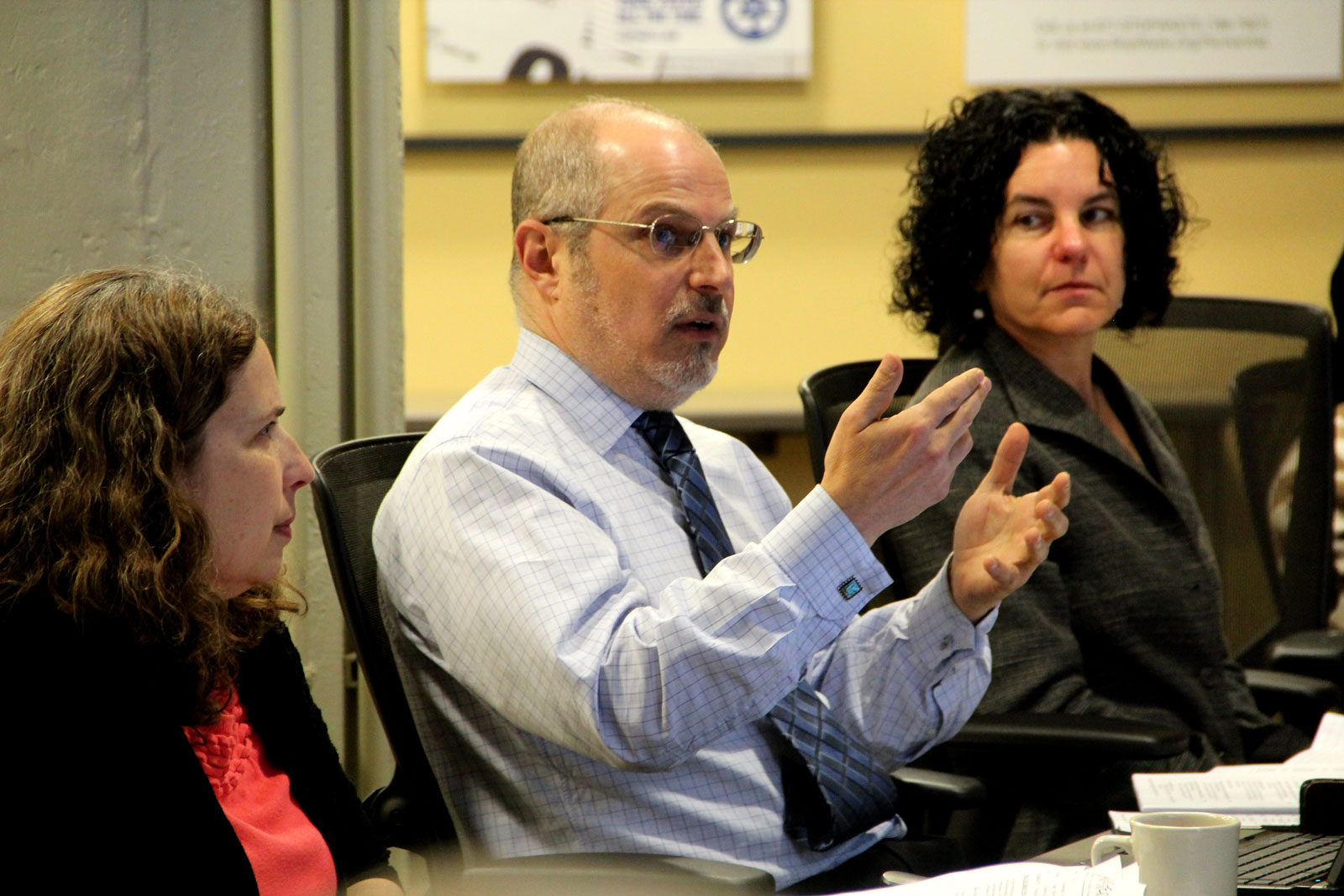 Alameda County approves mandatory recycling, plastic bag ban Oakland