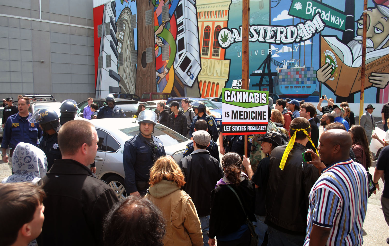 Future cloudy for Oakland's regulation of medical marijuana ...