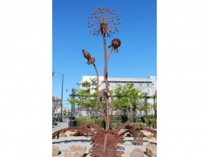 Another sculpture by Karen Cusolito, entitled "Dandelion."