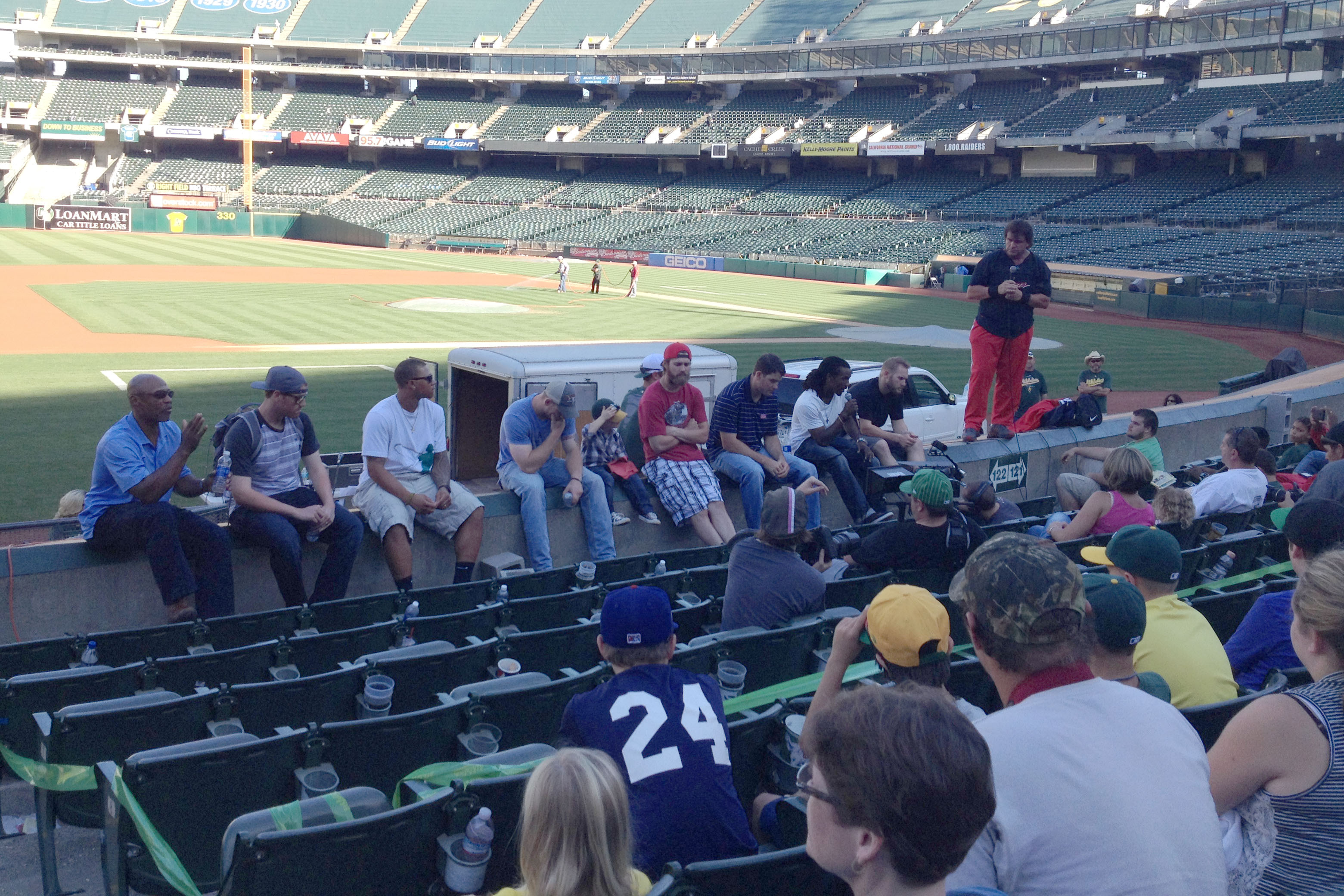 Post-game faith event intertwines Christianity and baseball - Oakland North