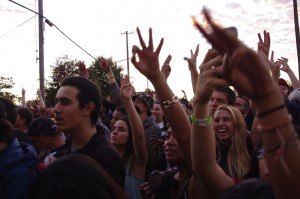 The crowd puts three fingers in the air in recognition of the anniversary of the release of Souls of Mischief's "93 Til Infinity." Photo by James Reddick.