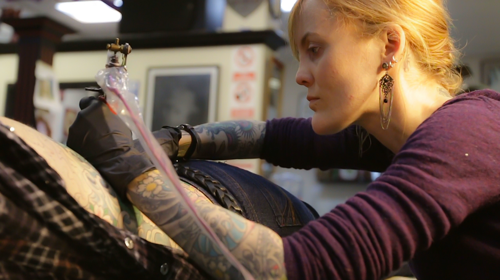 Female tattoo artists make their mark in Oakland | Oakland North