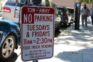 Mobile vendor parking sign regulations.
