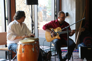 The group Fito Reinoso y Los Clásicos de Cuba performed in the entryway at the Unitarian Universalist church in Berkeley.