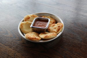 Itsy Bitsy Naan Bits, served with tikka masala dip. (Ryan Lindsay/Oakland North)