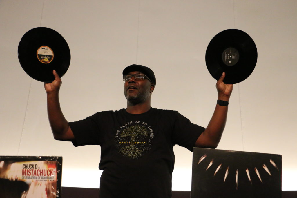 Oakland rapper Jahi holds lecture on the history of Hip-Hop - Oakland North