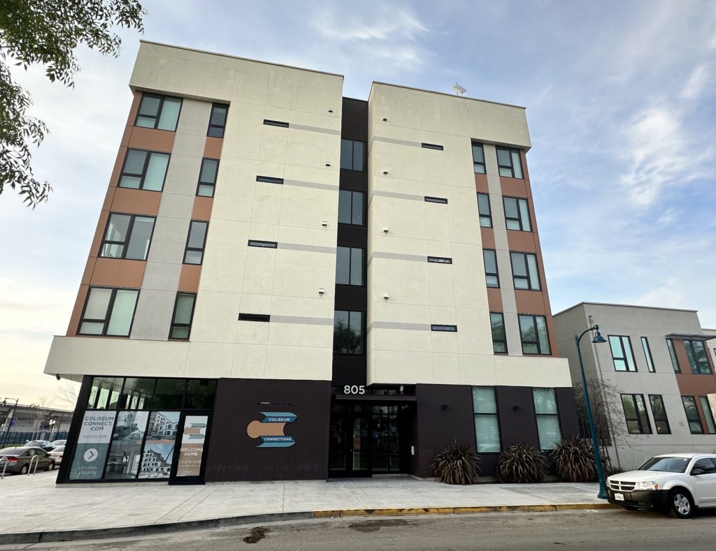 Coliseum Connections Apartments